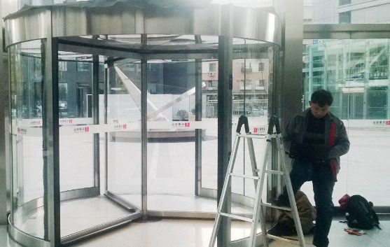 成都自動(dòng)門維修—自動(dòng)門不停自開自關(guān)