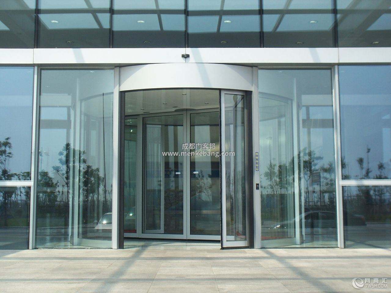 自動(dòng)門(mén)一直在響是咋回事