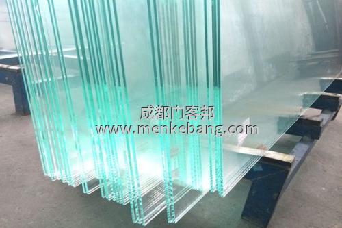 玻璃是什么,對玻璃的認(rèn)識,玻璃用什么材料做的