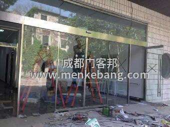 玻璃自動門突然關(guān)不了,成都上門維修自動門