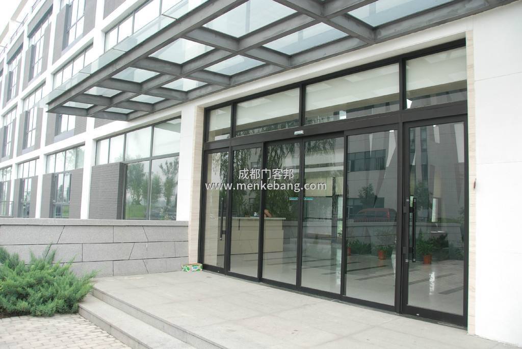 四川成都自動(dòng)門多少錢,成都自動(dòng)門安裝多少錢