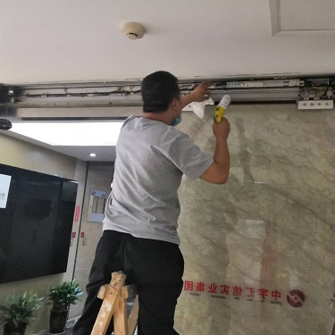 自動(dòng)門(mén)維修案例