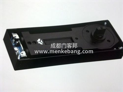 玻璃門地彈簧漏油怎么辦,玻璃門地彈簧漏油怎么維修