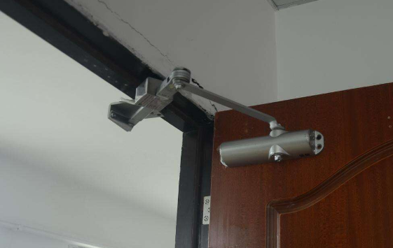 閉門器安裝方法圖解、分類、使用要求及功用【綜述】
