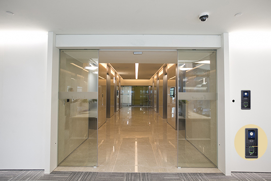 人臉識(shí)別門(mén)禁自動(dòng)門(mén) 人臉識(shí)別門(mén)禁自動(dòng)門(mén)